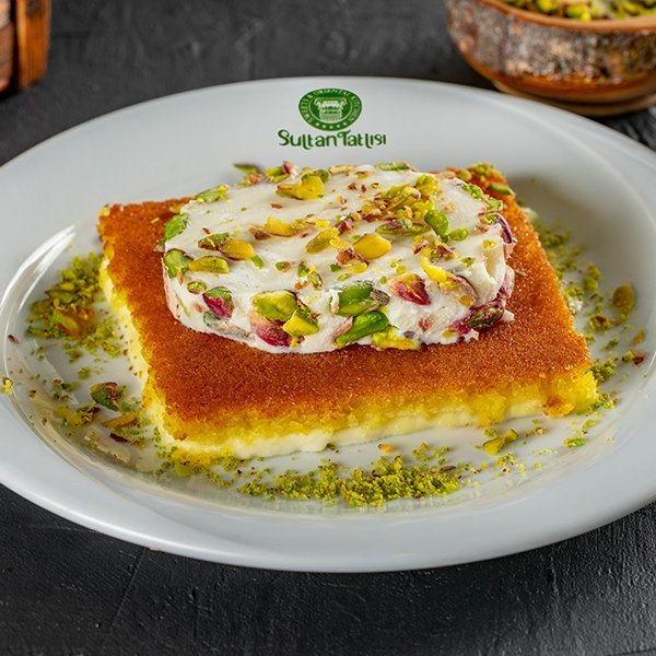 صحن نابلسية مع البوظة