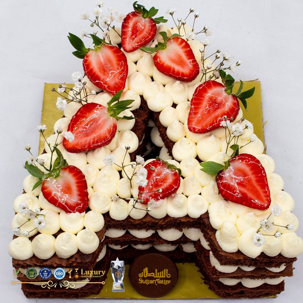 قالب كيك حرف 10 أشخاص